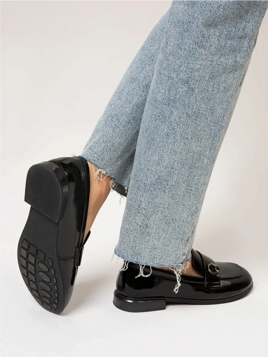 Женские лоферы SOFIA-ALEXANDRA черные, артикул 51-TMU11-7-501