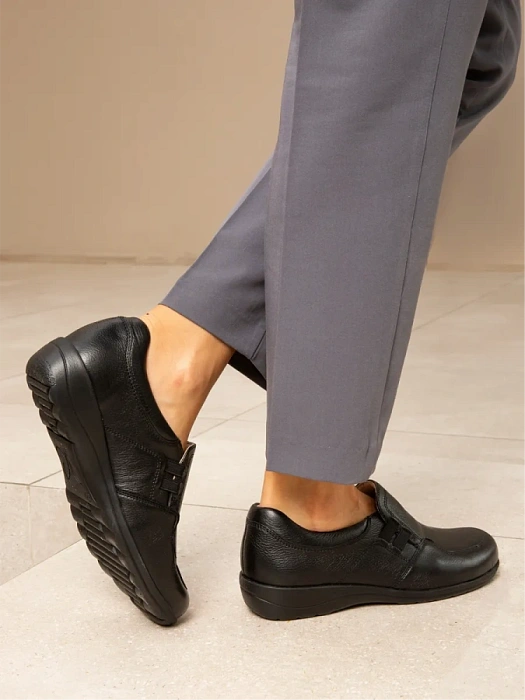 Женские туфли CAPRICE черные, артикул 9-24752-45-022