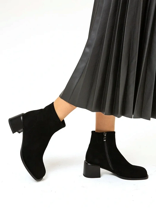 Женские ботильоны SOFIA-ALEXANDRA черные, артикул 17E-16614-H01