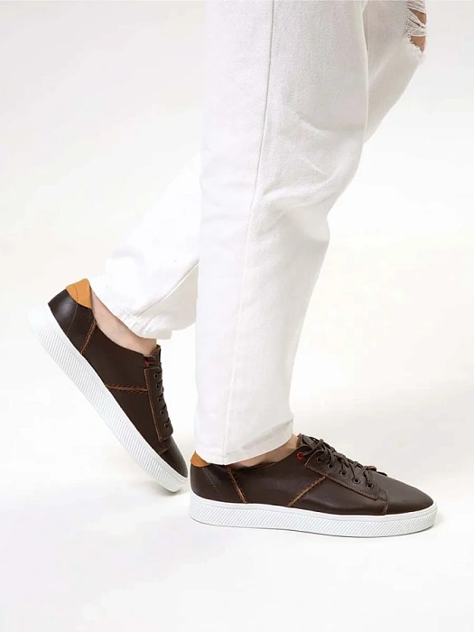 Мужские кеды BRUNO RENZONI  коричневые, артикул 14916666