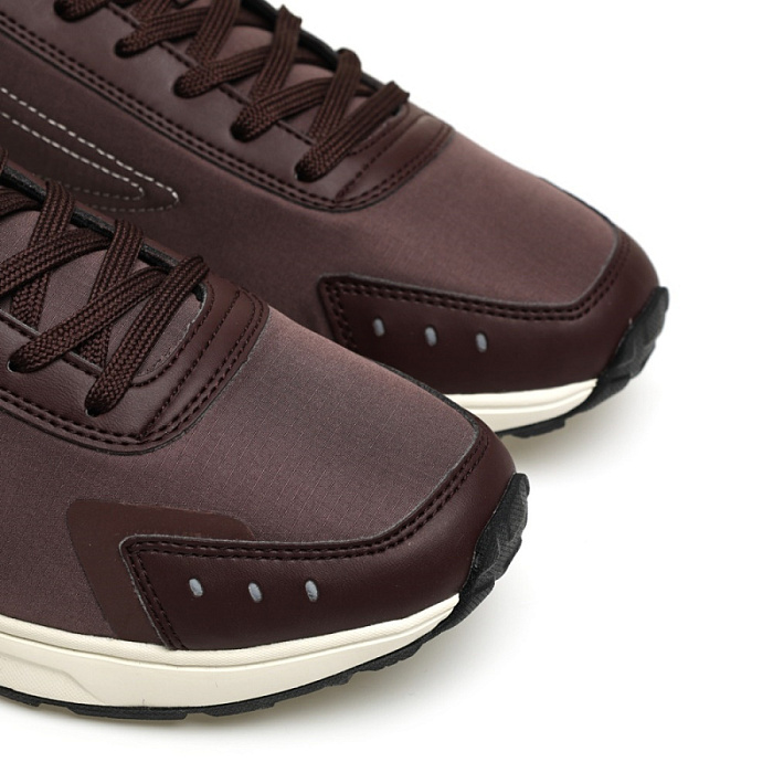 Мужские кроссовки FILA коричневые, артикул 124766-84