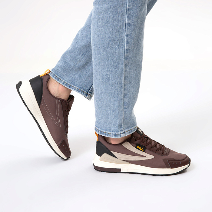 Мужские кроссовки FILA коричневые, артикул 124766-84
