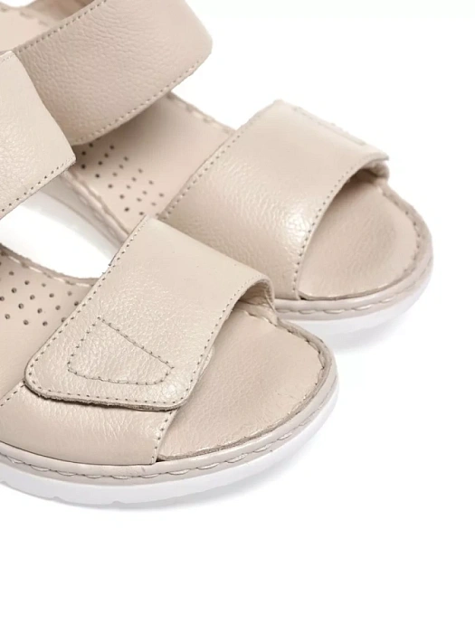 Женские босоножки  CAPRICE бежевые, артикул 9-28251-42-118