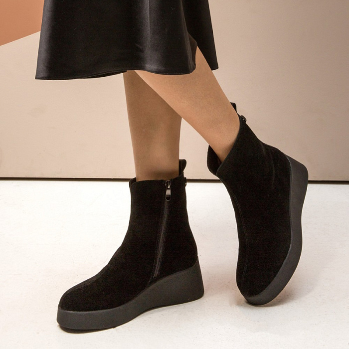 Женские ботинки basic Donna Daniella  черные, артикул U432-021