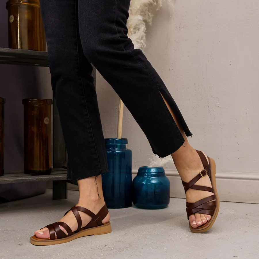 Chaco best sale fallon sandals