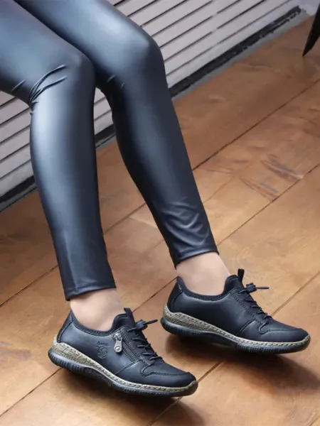 Женские кроссовки RIEKER